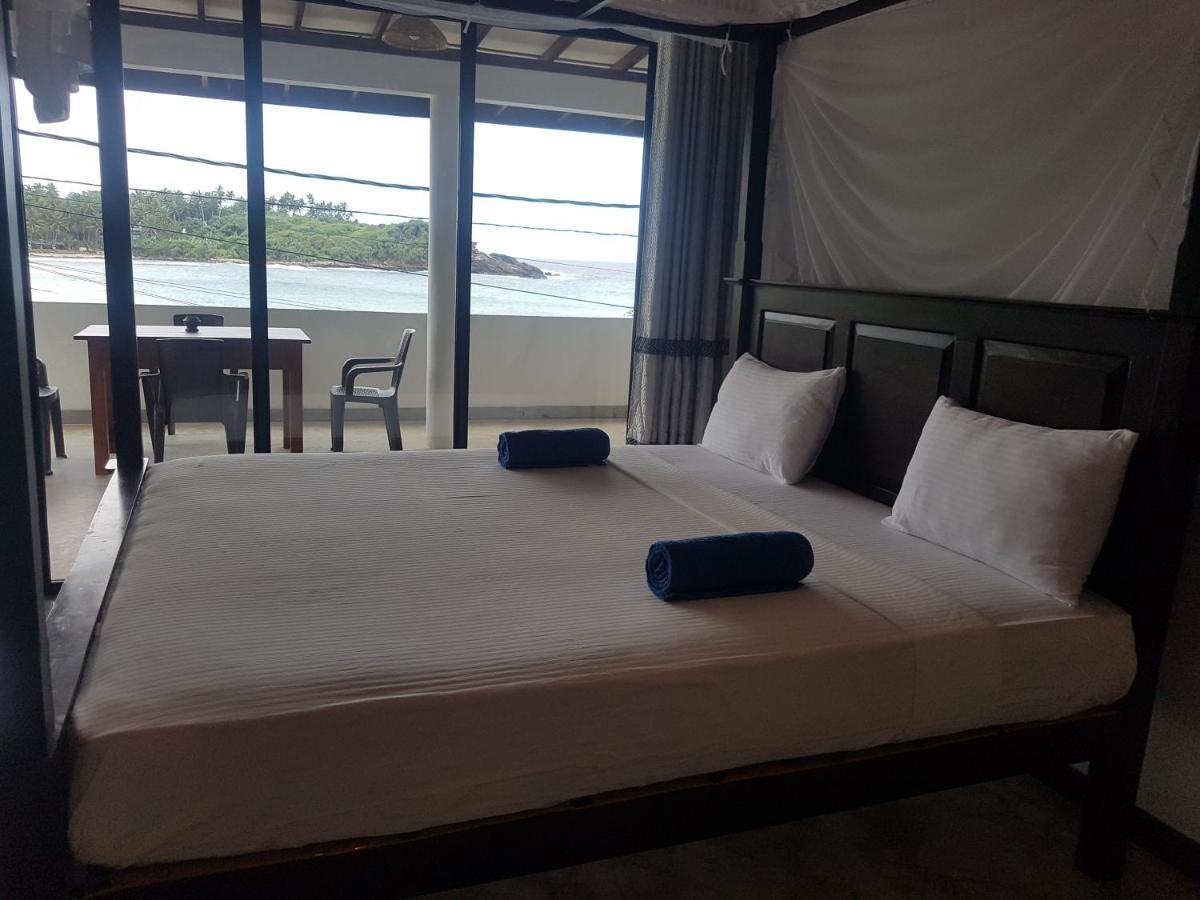 Sea Port Hiriketiya Bed & Breakfast ดิคเวลลา ภายนอก รูปภาพ